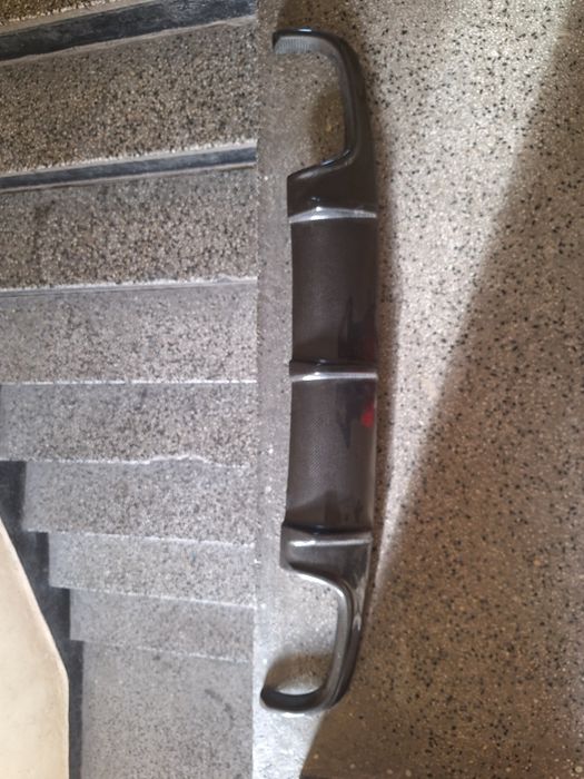 Карбонов дифузьор  за W211