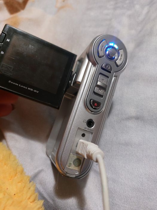 Vând camera HD  -dv 1080p aiptek