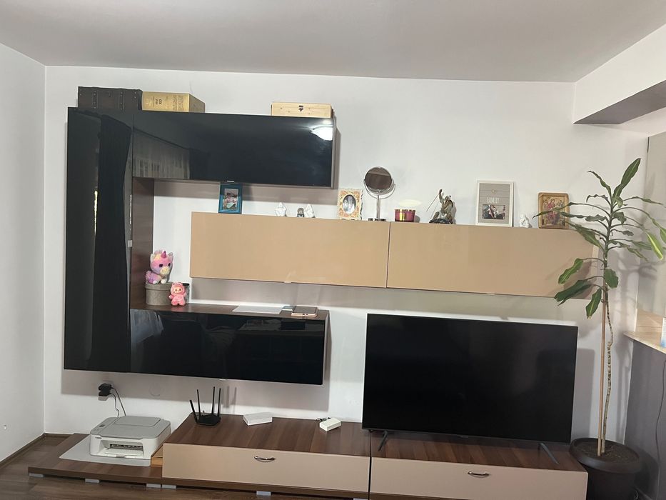 Living Staer bej cu negru