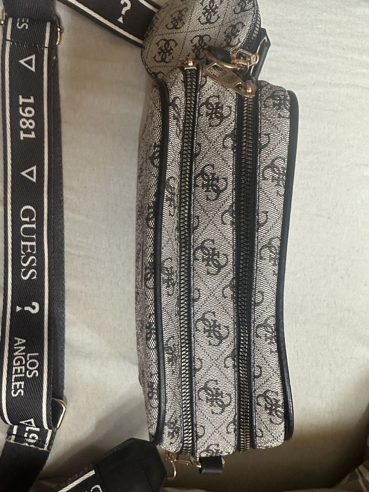 Чисто нова чанта на Guess
