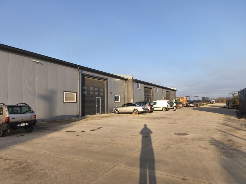 Inchiriez Hale industriale