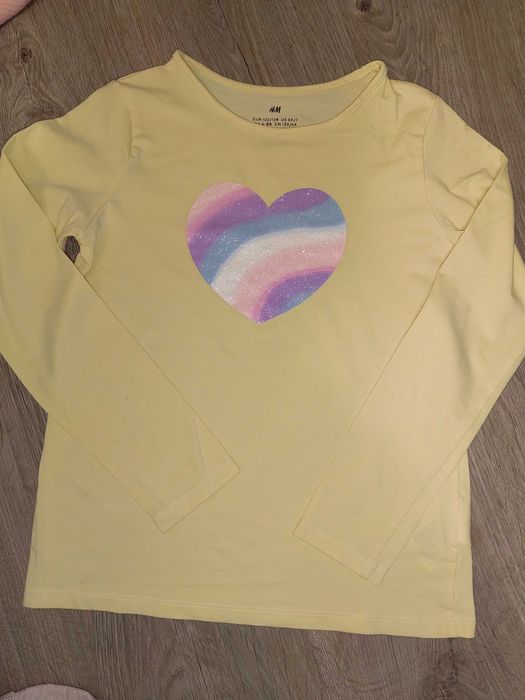 Лот блузки 128 размер , цена 20 лв общо