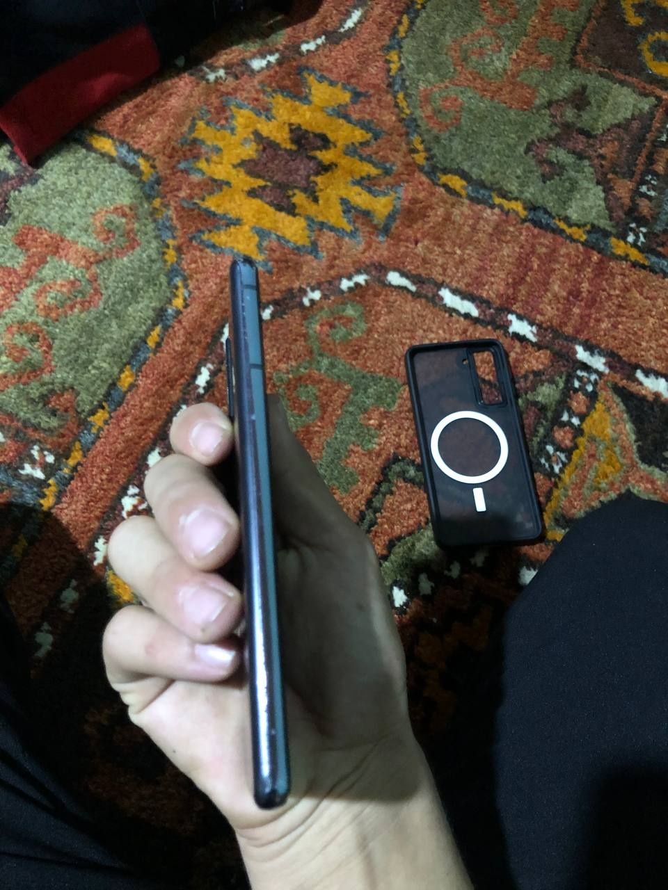 Samsung S 21 5g Xotira 256 hamma joyi radnoy aybi yuq xolati rasimda