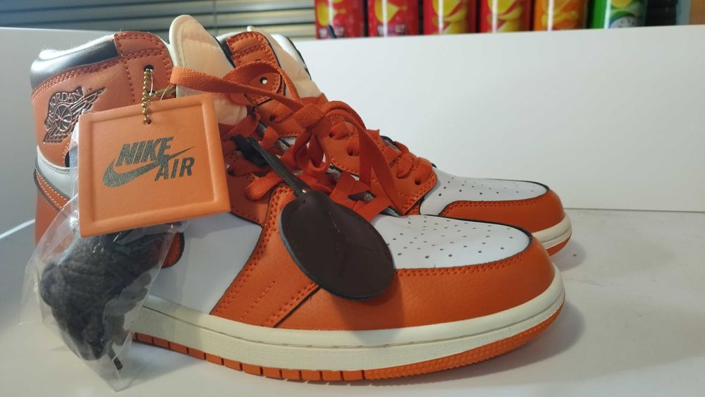 Jordan 1 Retro High OG Starfish