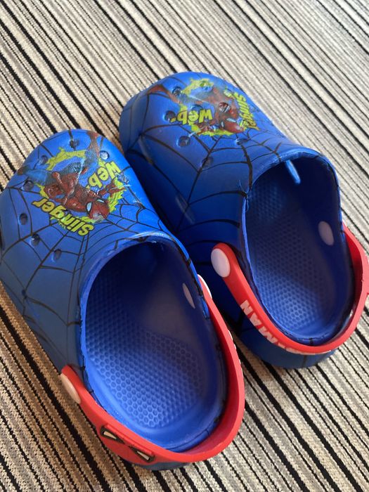 Детские кроксы