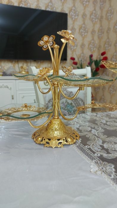 Посуда сатылады.