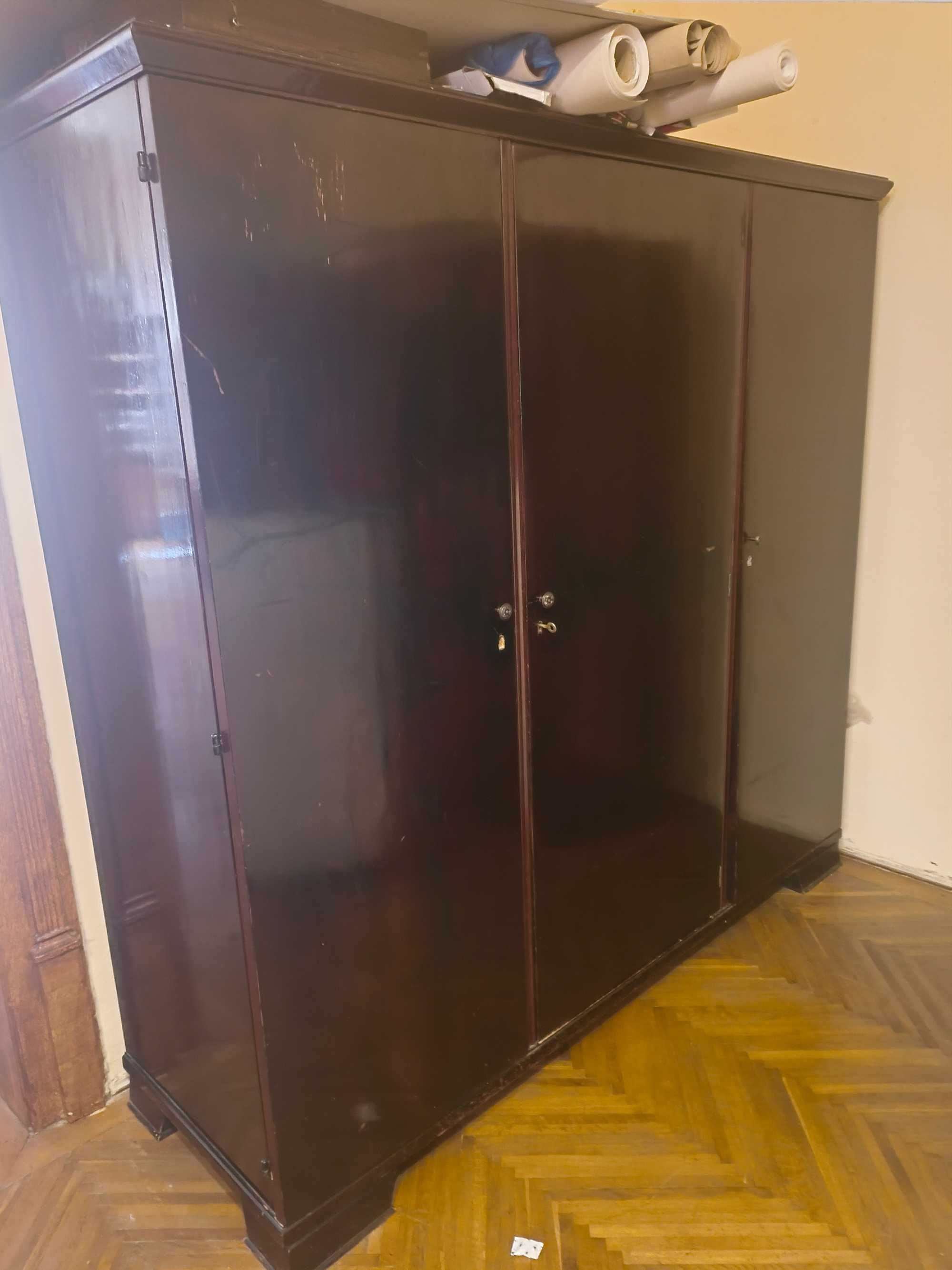 dulap 3 usi si pat mobilier vechi