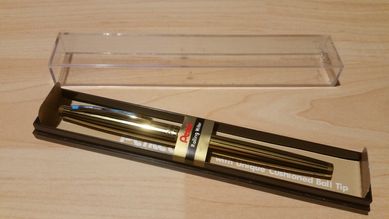 НОВО!Pentel Rolling Writer-химикалка made in JAPAN