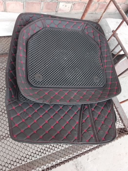 Комплект автополик новый 3Д цена 15000