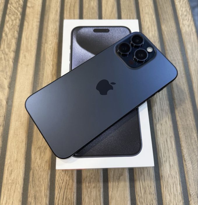 Vand iphone 15 pro max 256GB