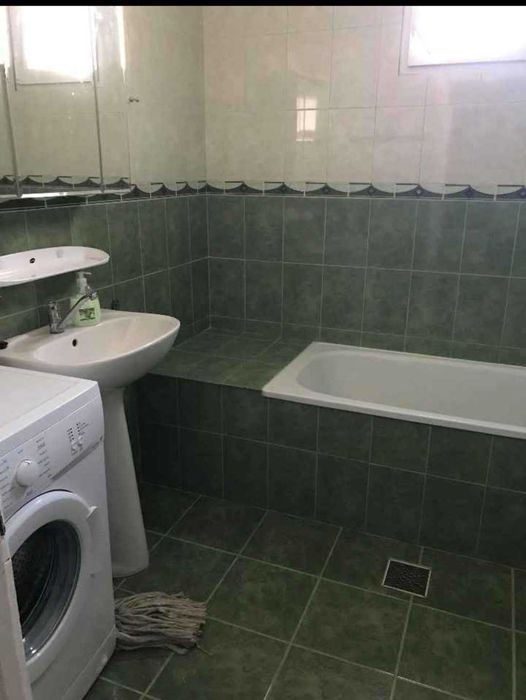 Vand casă în Tarnova Jud Arad 2.500 pătrați