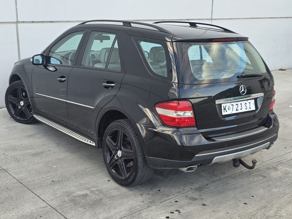 Mercedes-Benz ML320CDI 3.0d perne navi carlig AMG Import Olanda Top