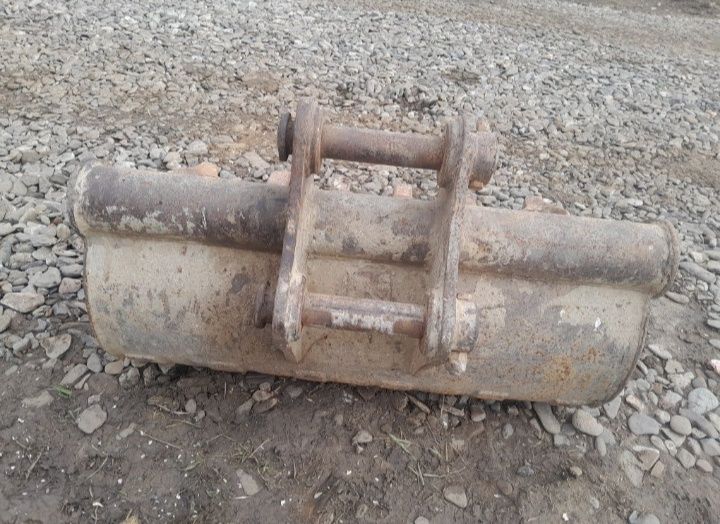 Cupa jcb Latime90 cm