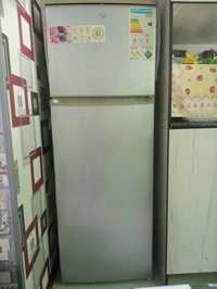 Холодильник Артел сотилади