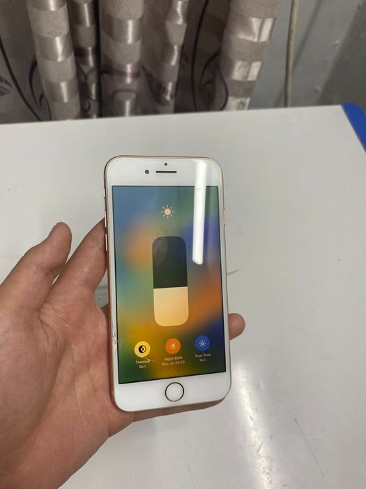 Айфон 8 почти идеал