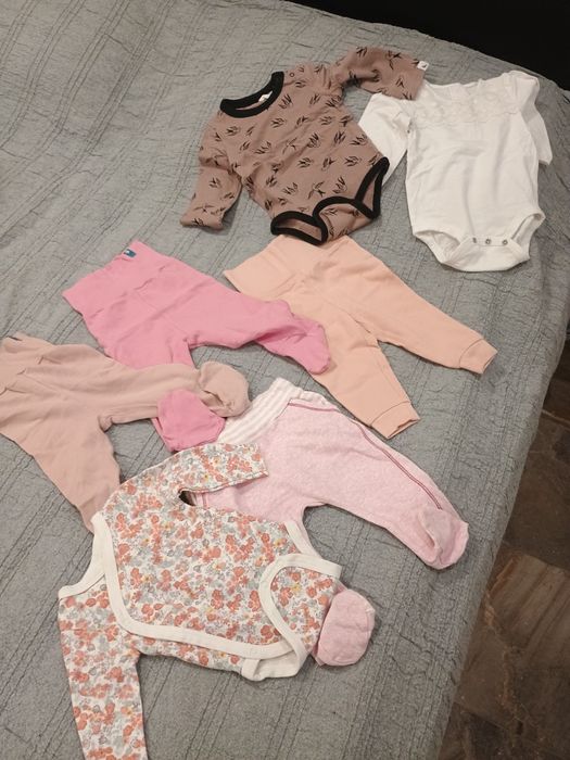 Лот дрехи за момиче 68 размер + БОНУС