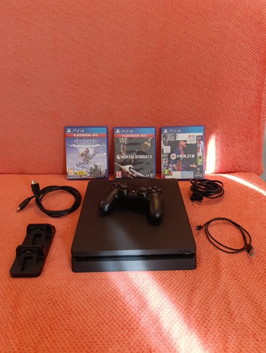 Playstation 4 Slim !!!