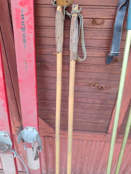 Ретро неща за всеки, количка , радио грамофон с мниго плочии др+2 бр в