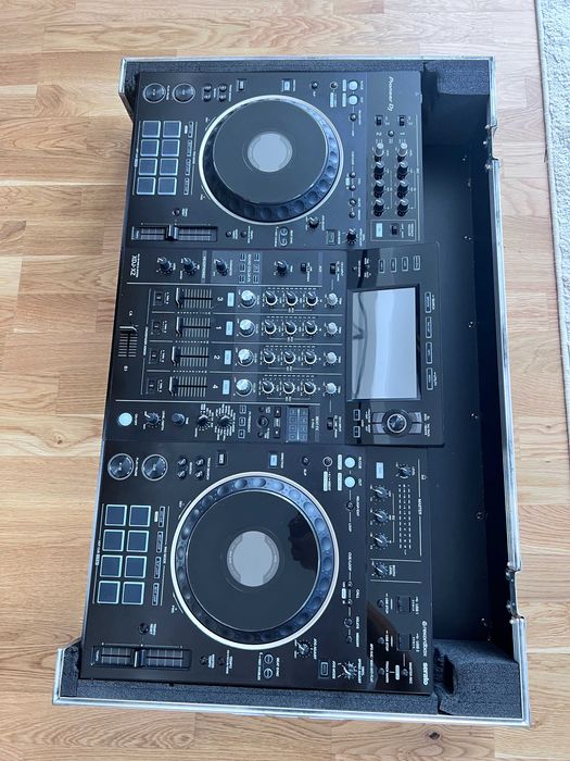 Consola DJ Pioneer XDJ XZ + Flightcase + Decksaver (Nu RX2 RX3 RR AZ)