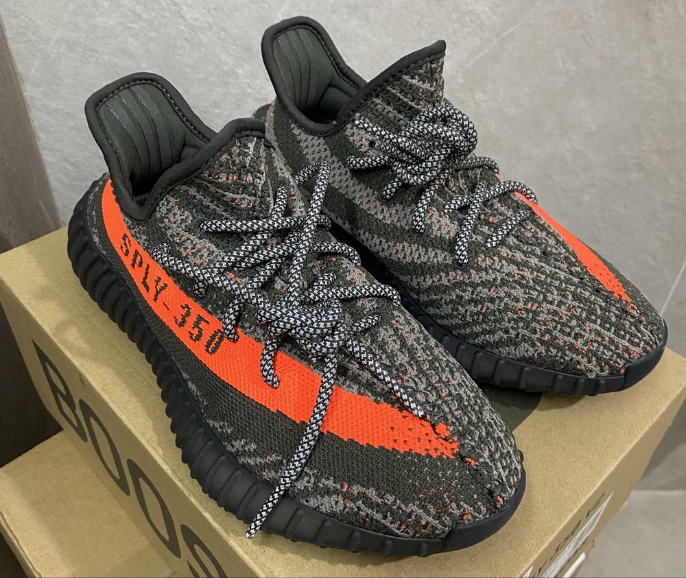 Yeezy Boost 350 V2, Carbon Beluga, 38, 100% autentici