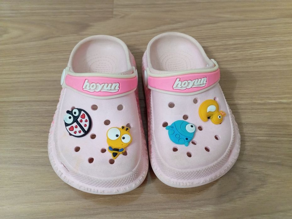 Продам кроксы детские б/у