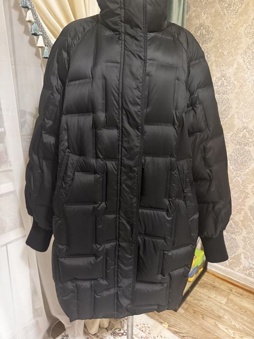 Куртка зима очень теплая.