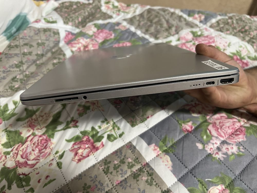 Лаптоп Hp  15,6"