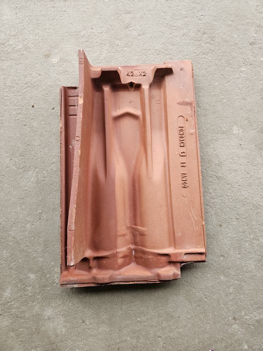 Tigle laterale Tondach Tango noi - model clasic (vechi)