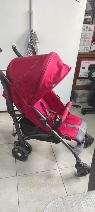 Продаю коляску Chicco