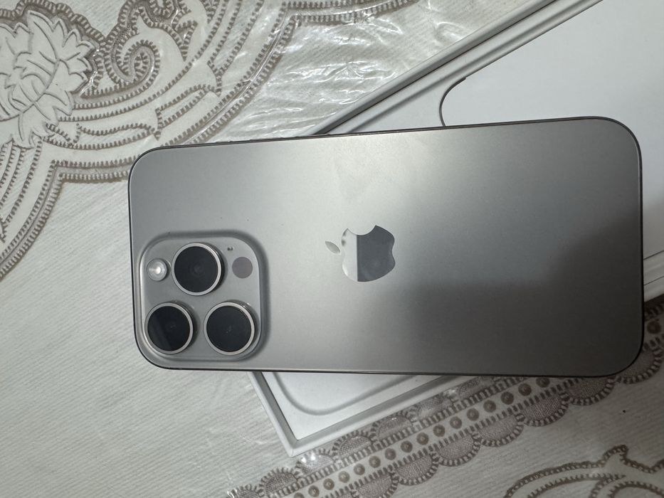 Iphone 15 pro 256gb natural