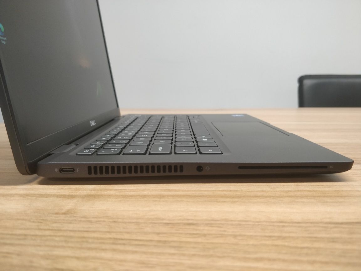 Лаптоп Dell Latitude