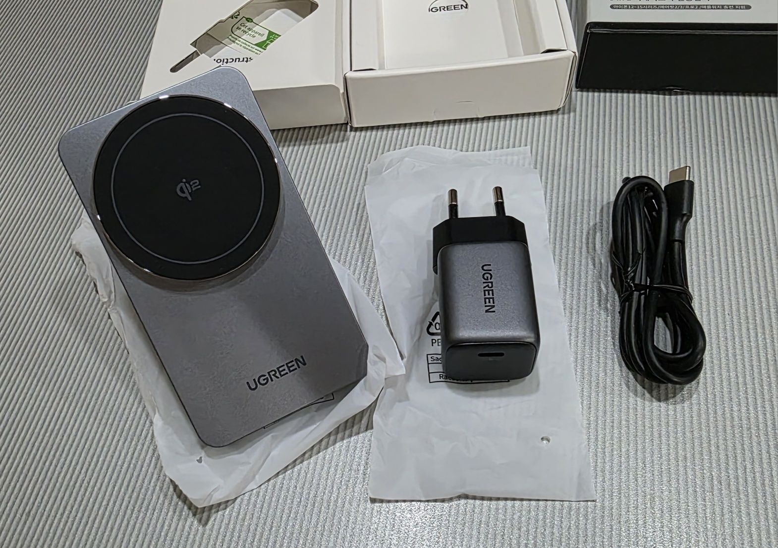 Qi2 25w Ugreen 3 in 1 MFI fast wireless charger (беспроводная)