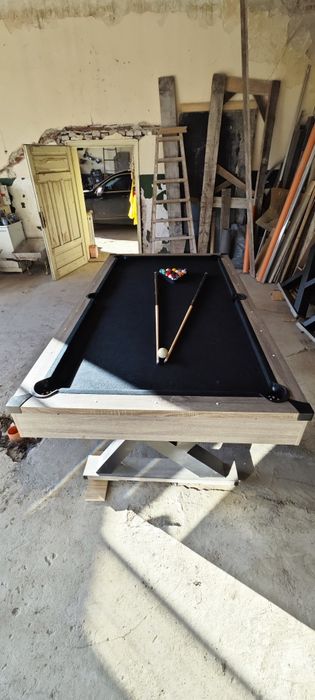 Билярдна маса , билярд