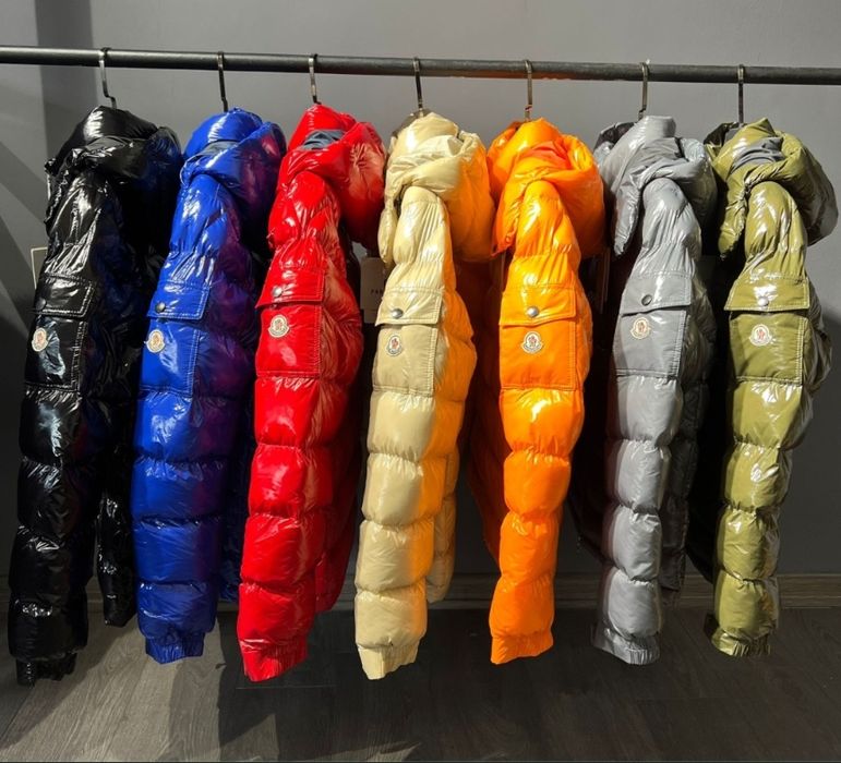 Geaca M. o.n.cl.e.r  Puffer Albastru Lucios (mărimi: S,M,L,XL,XXL)