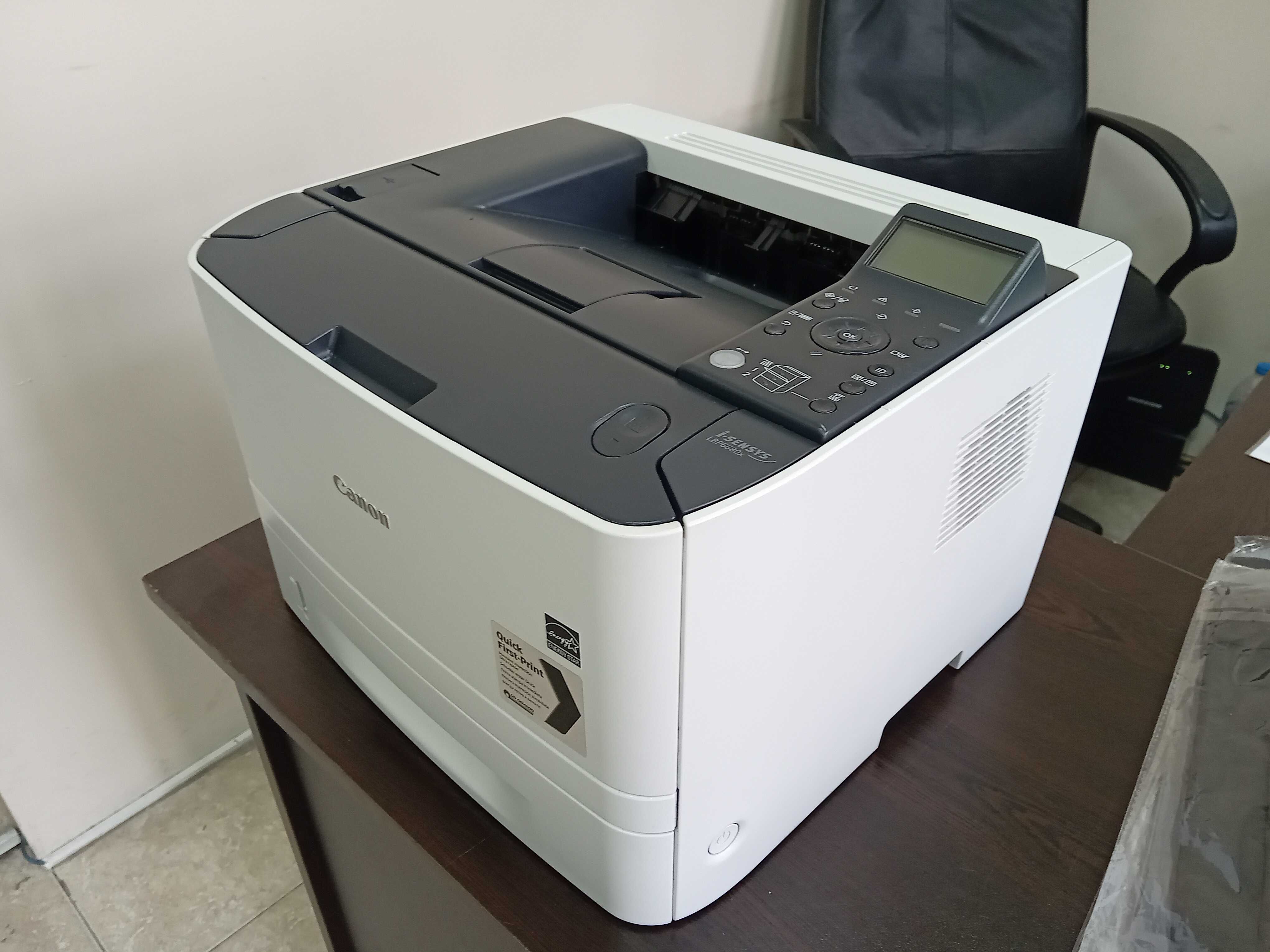 Отличен! Лазерен принтер Canon LBP 6670  с дуплекс и мрежа