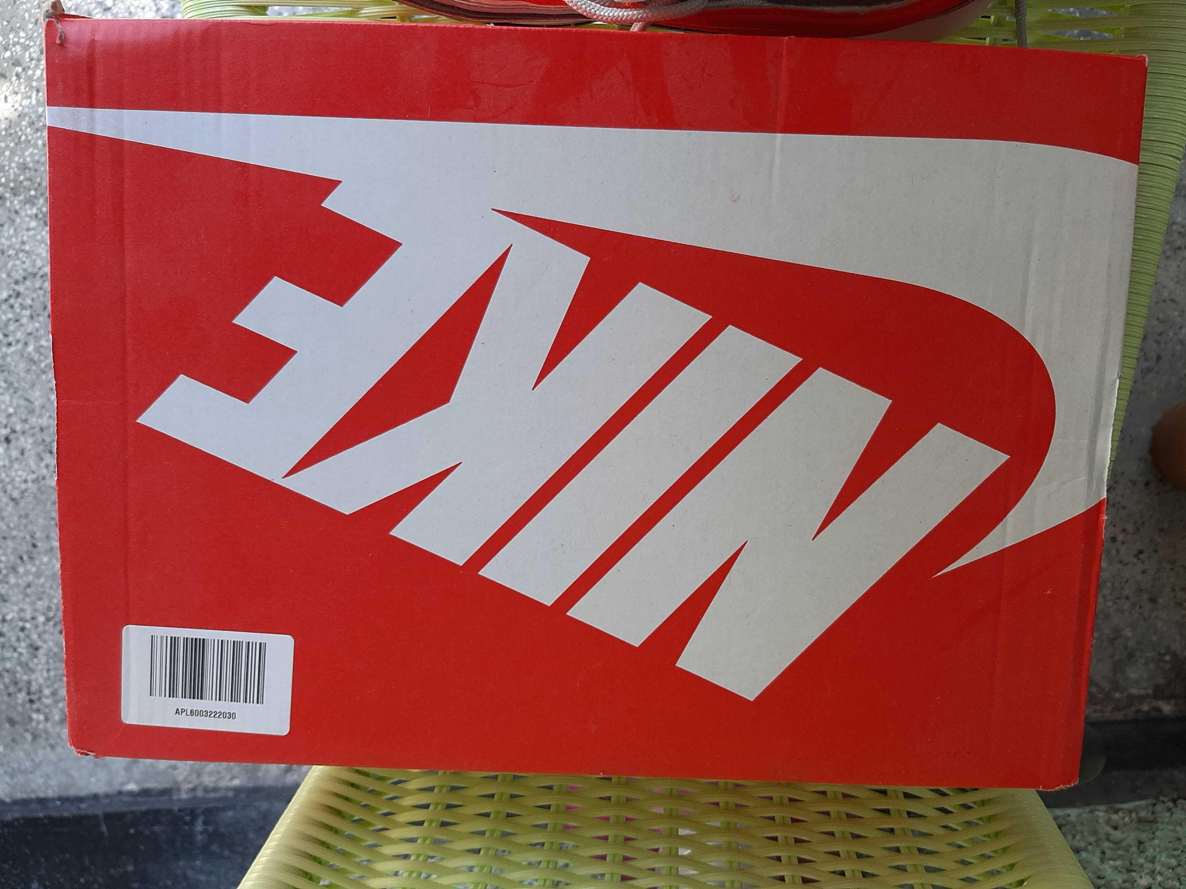Nike Air Max оригинални маратонки