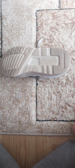 Adidași New Balance