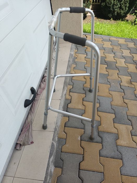 Cadru fix pentru persoane vulnerabile