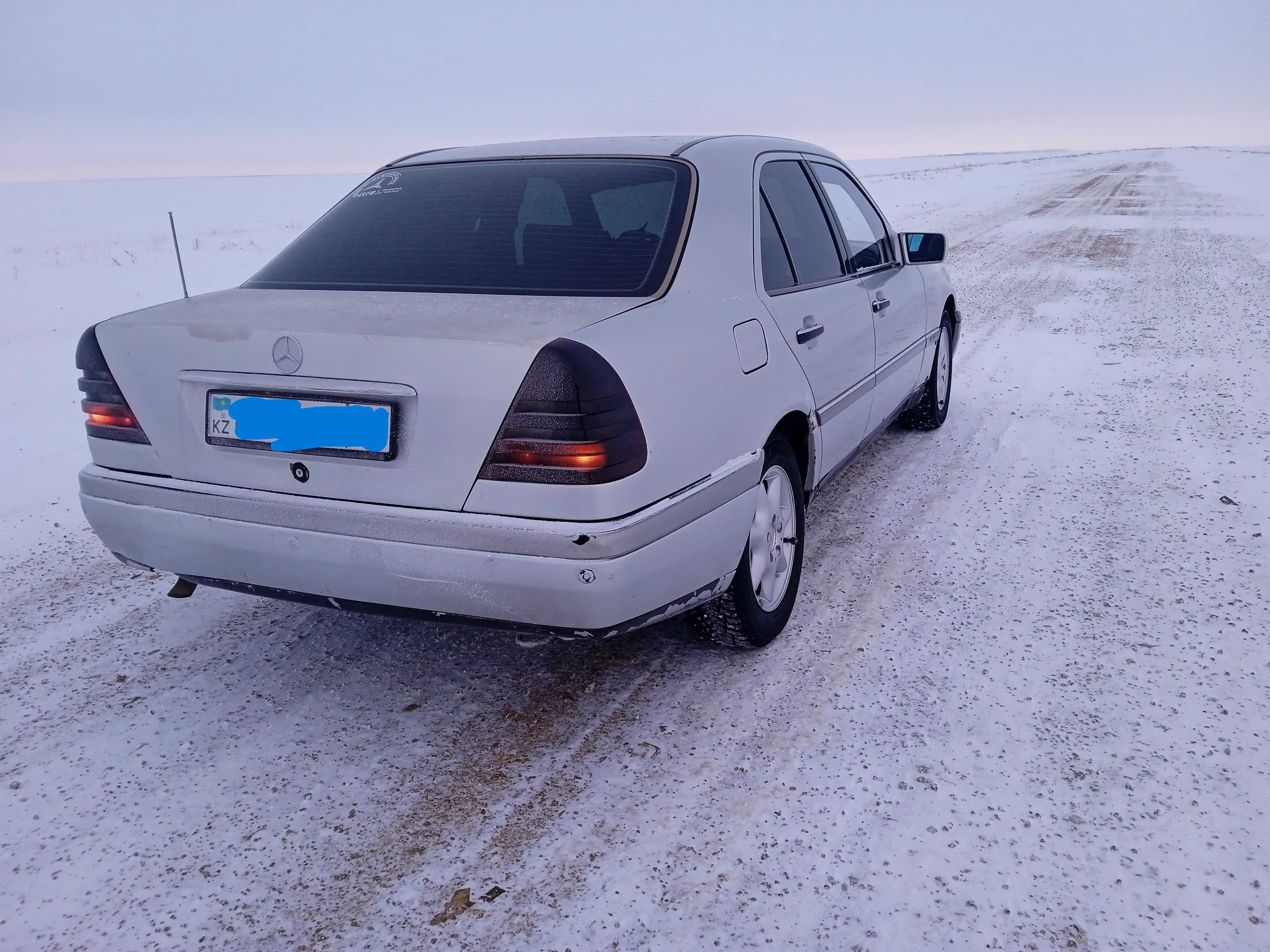 Мерседес 180 C W202