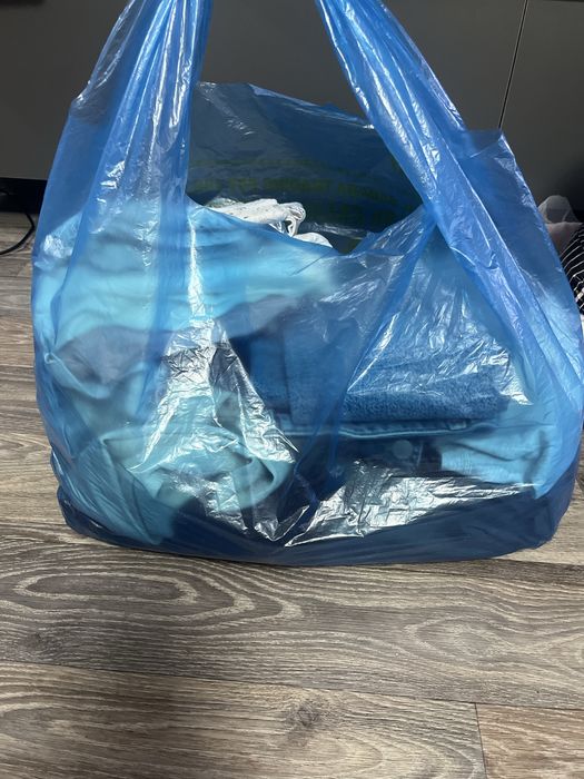 Отдам за вкусняшки большой пакет вещей на мальчика 1-3 года