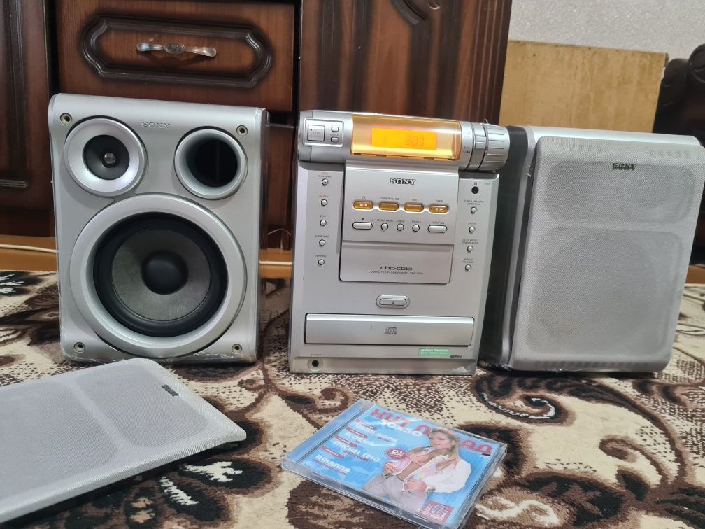 Музыкальный центр Sony