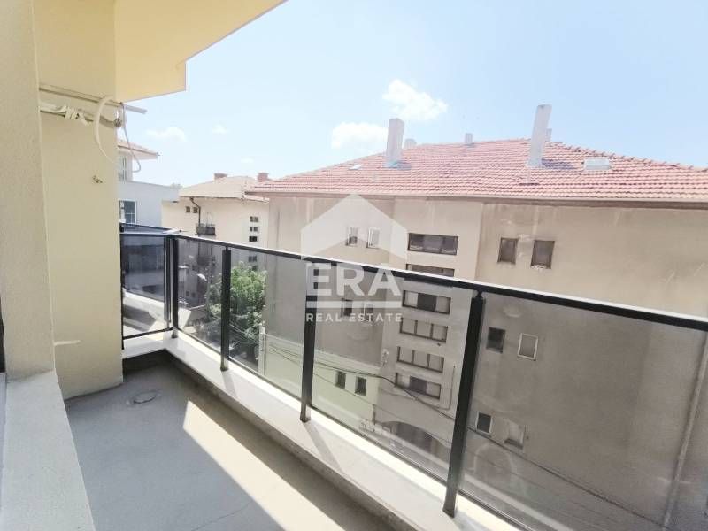 Продава се Тристаен апартамент в Хасково, Училищни - 126 кв.м за 561 €/кв.м - Снимка #6