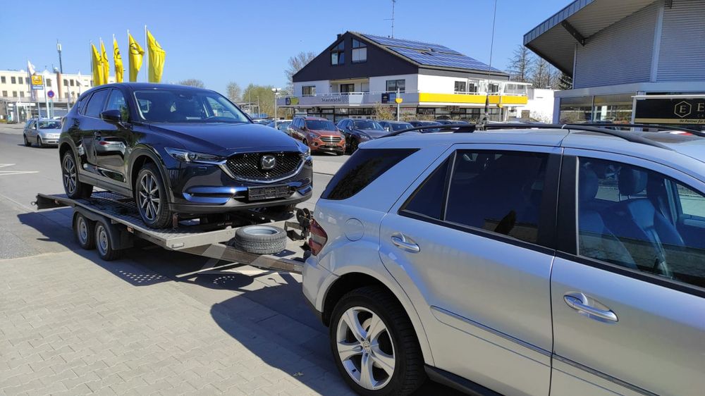 Tractari auto vama Bors Oradea Tractez si aduc masini din Germania,Aus