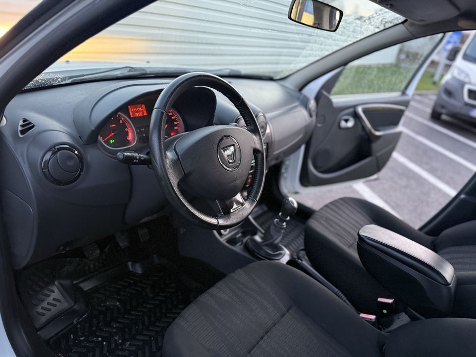 Dacia duster 1.5 DCI Dacia /4x4/Diesel /Import Germania