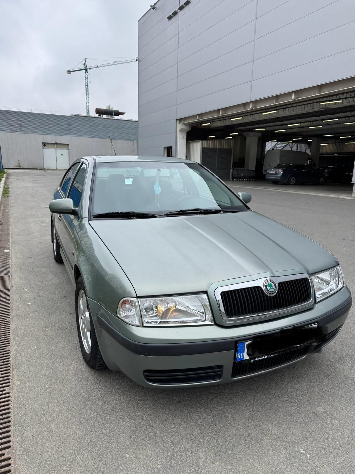 Vand Skoda Octavia, an 2002, benzina