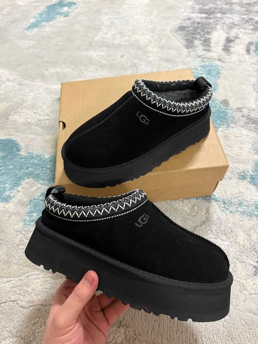 Ugg Tazz Black Low