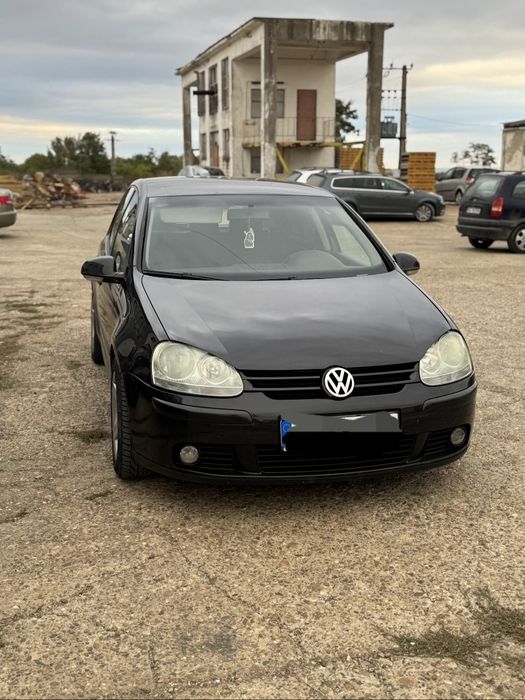 Vând Volkwagen Golf 5