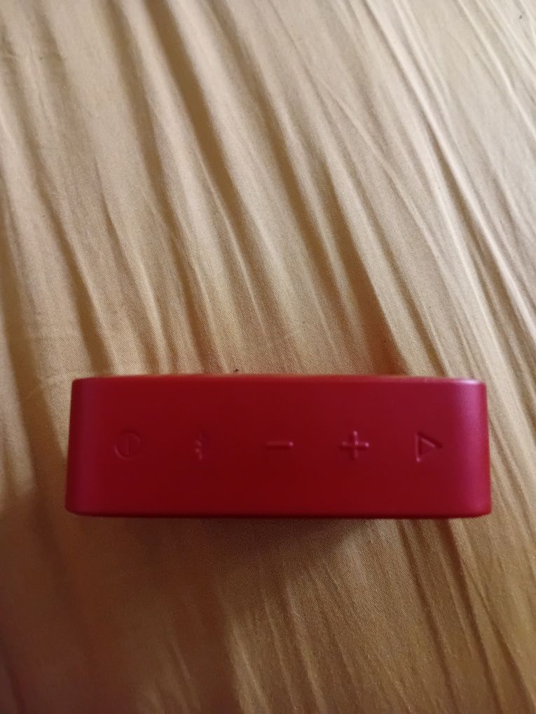 Продам колонку jbl в идеальном состоянии