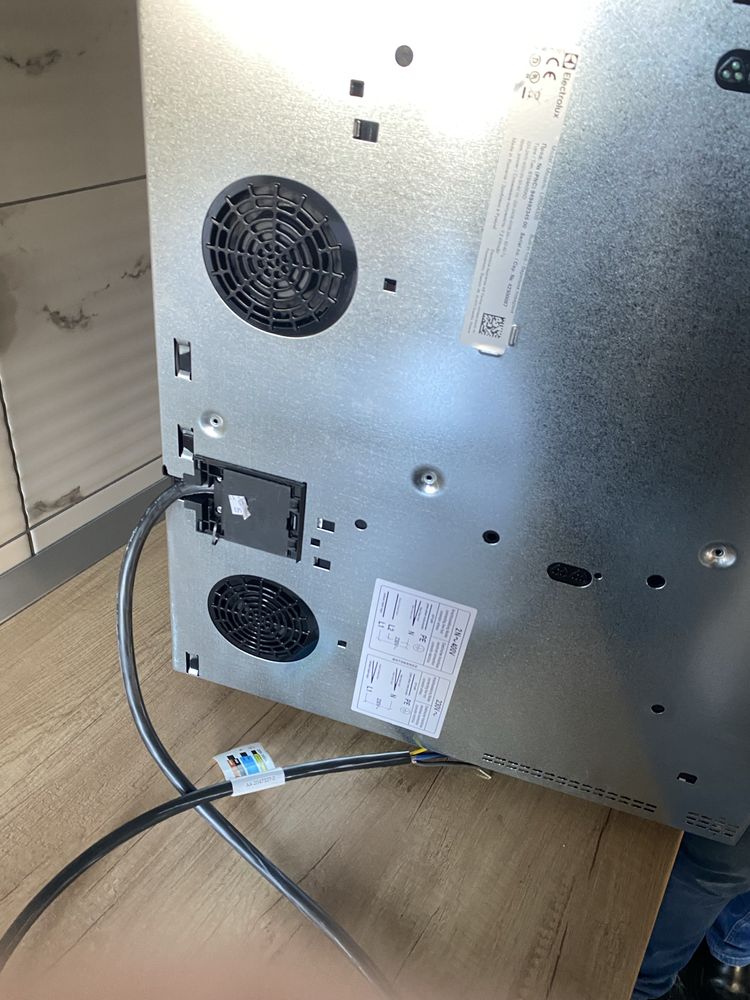 Plita cu inductie Electrolux