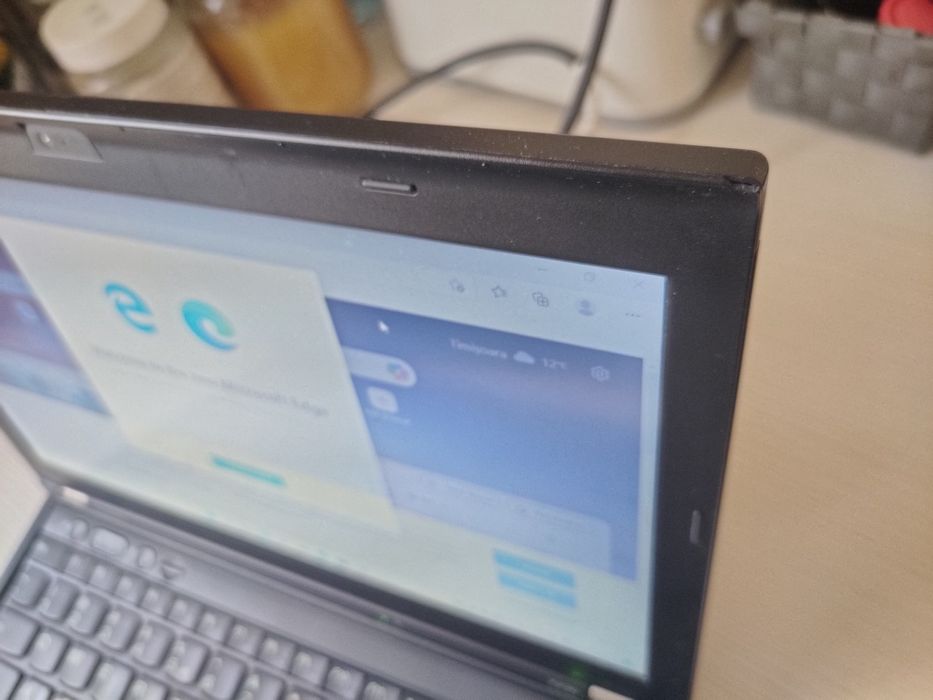 Laptop Compact Lenovo IBM, Ecran 12.5 inchi, Windows 11!